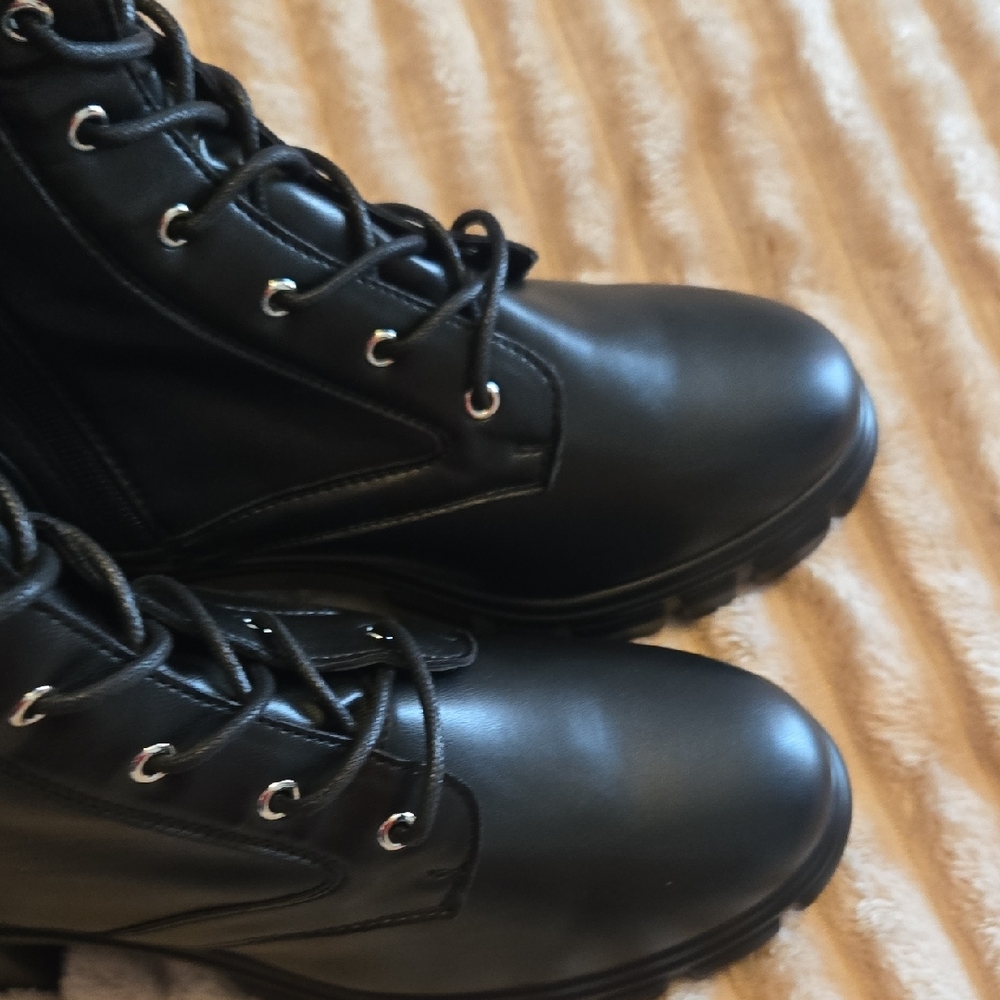 Black Lace-Up Knee-High Boots🖤NEW  🖤 SIZE 10 - Picture 8 of 12